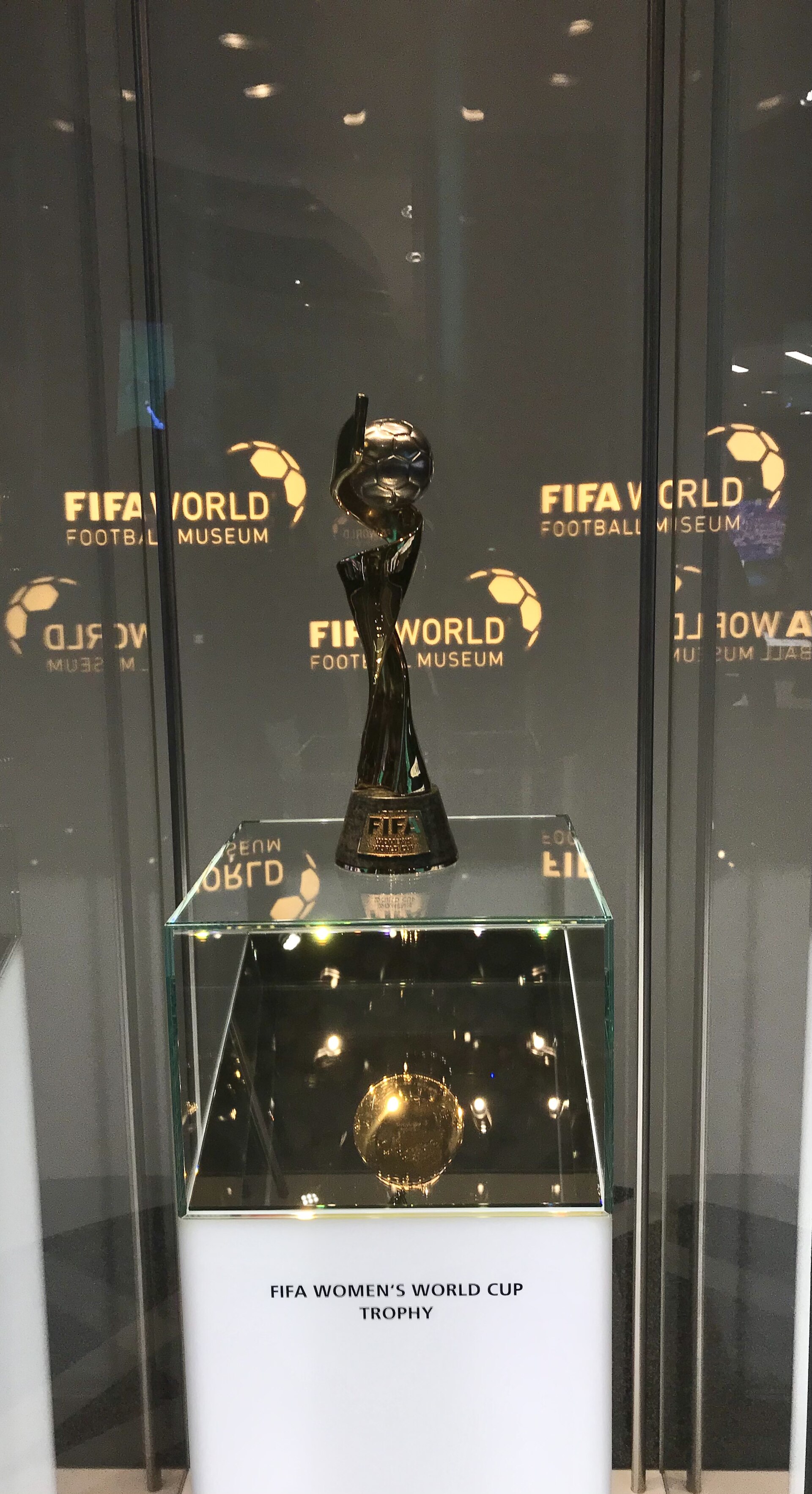 热刺首席执行官：力挺德泽尔比，重建需要时间